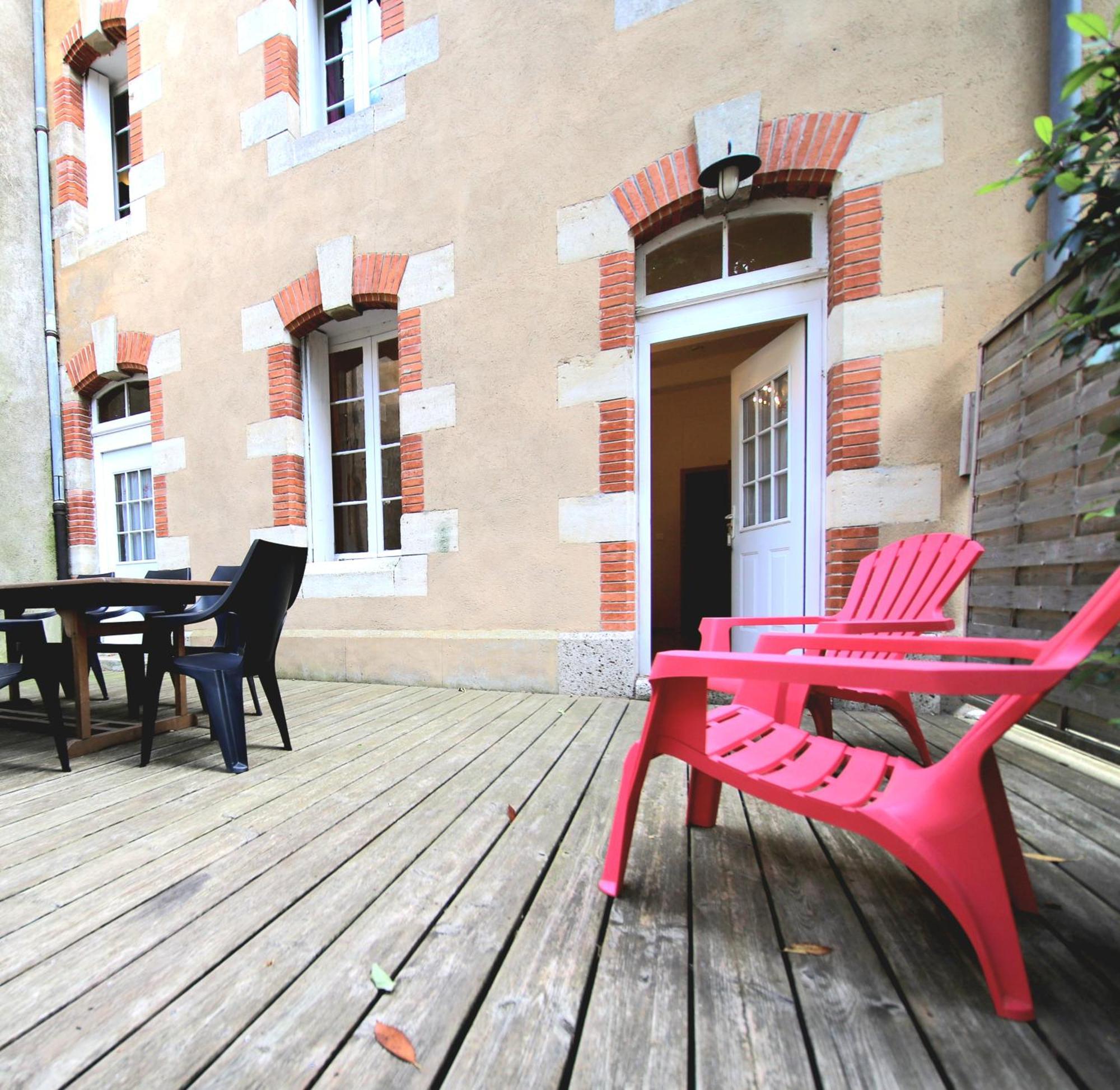Chateau Le Vergel Authenac Ginestas Exterior photo