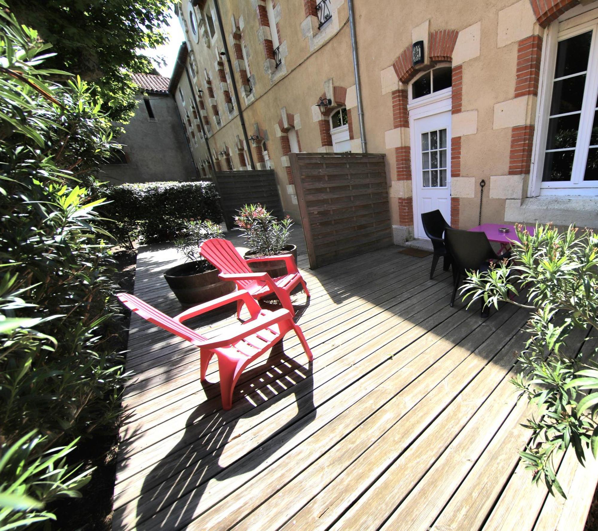Chateau Le Vergel Authenac Ginestas Exterior photo